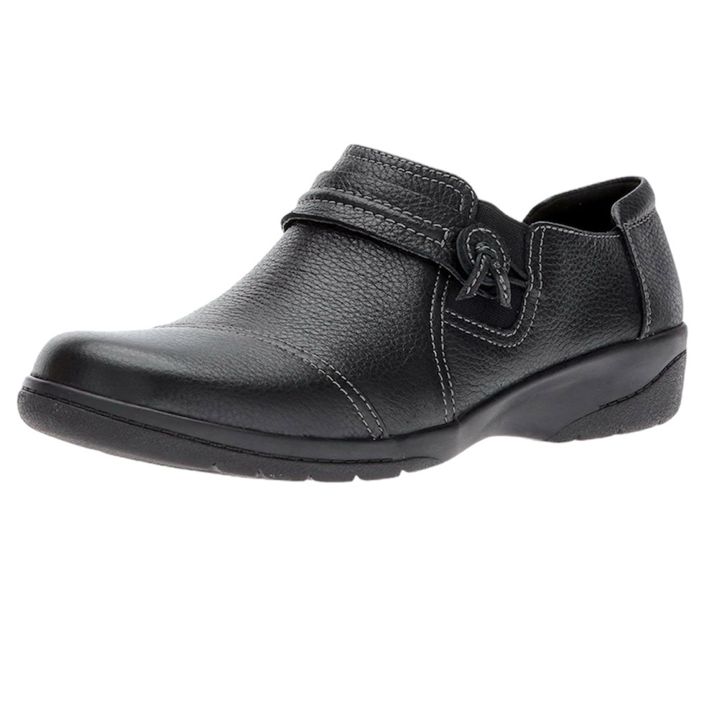- Clarks Sz 6 Ultimate Comfort Black Leather Loafers! LIKE NEW!